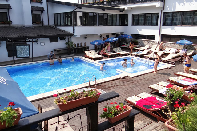 Turn medieval Carul din Stele