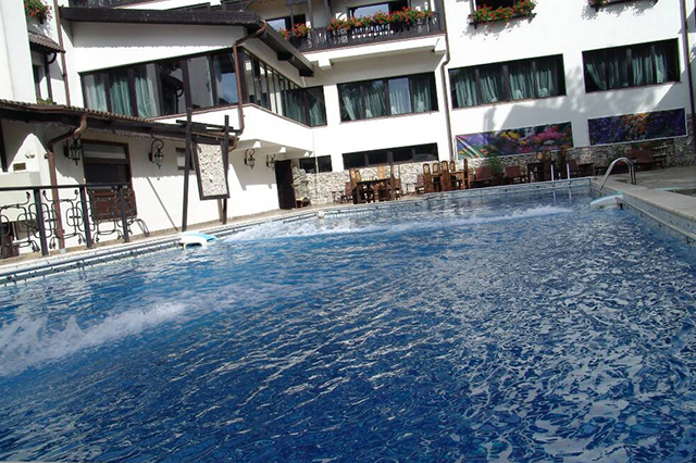 Turn medieval Carul din Stele