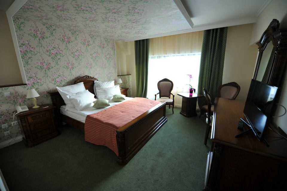 Turn medieval Carul din Stele